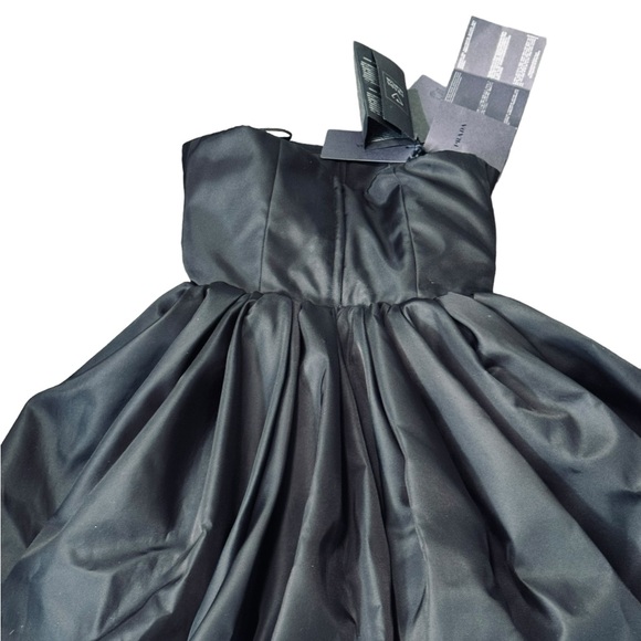 PRADA**Re-Nylon Triangle Logo Embroidery Midi Dress***Size 38 US 2***$7750 - Picture 12 of 16